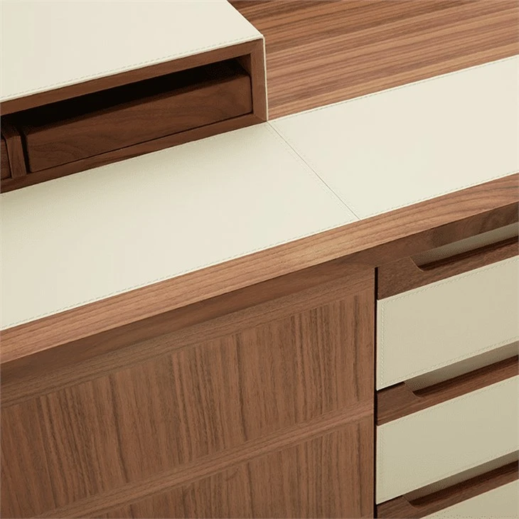 Minimalist Chest With Drawers